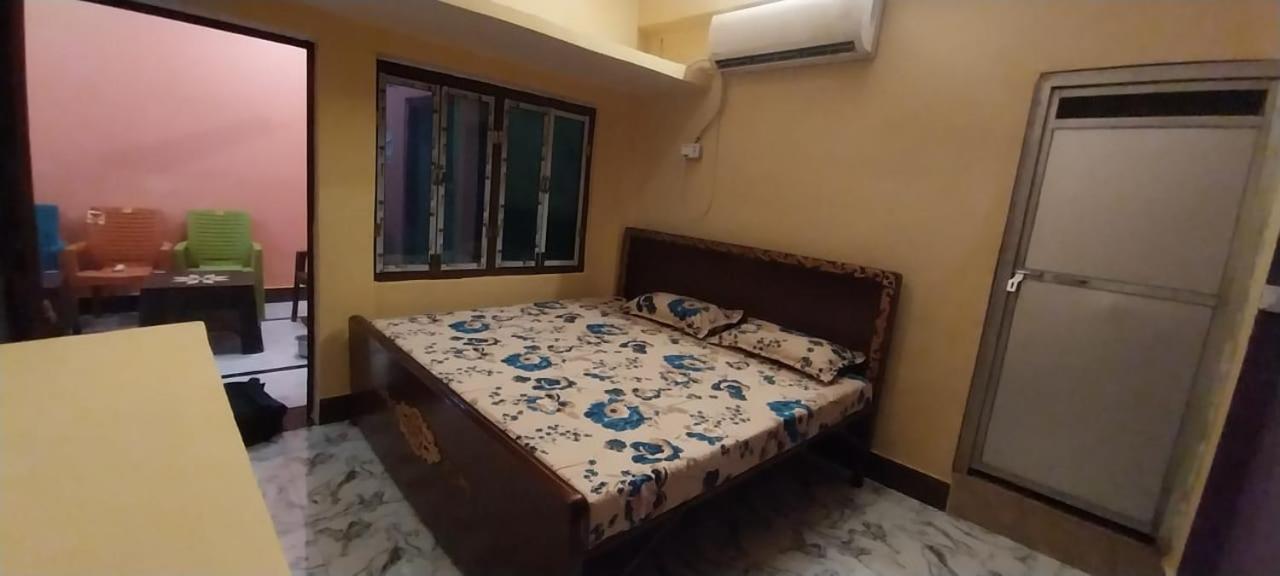 Hotel Aadi Shakti Bhawan Ayodhya Zewnętrze zdjęcie