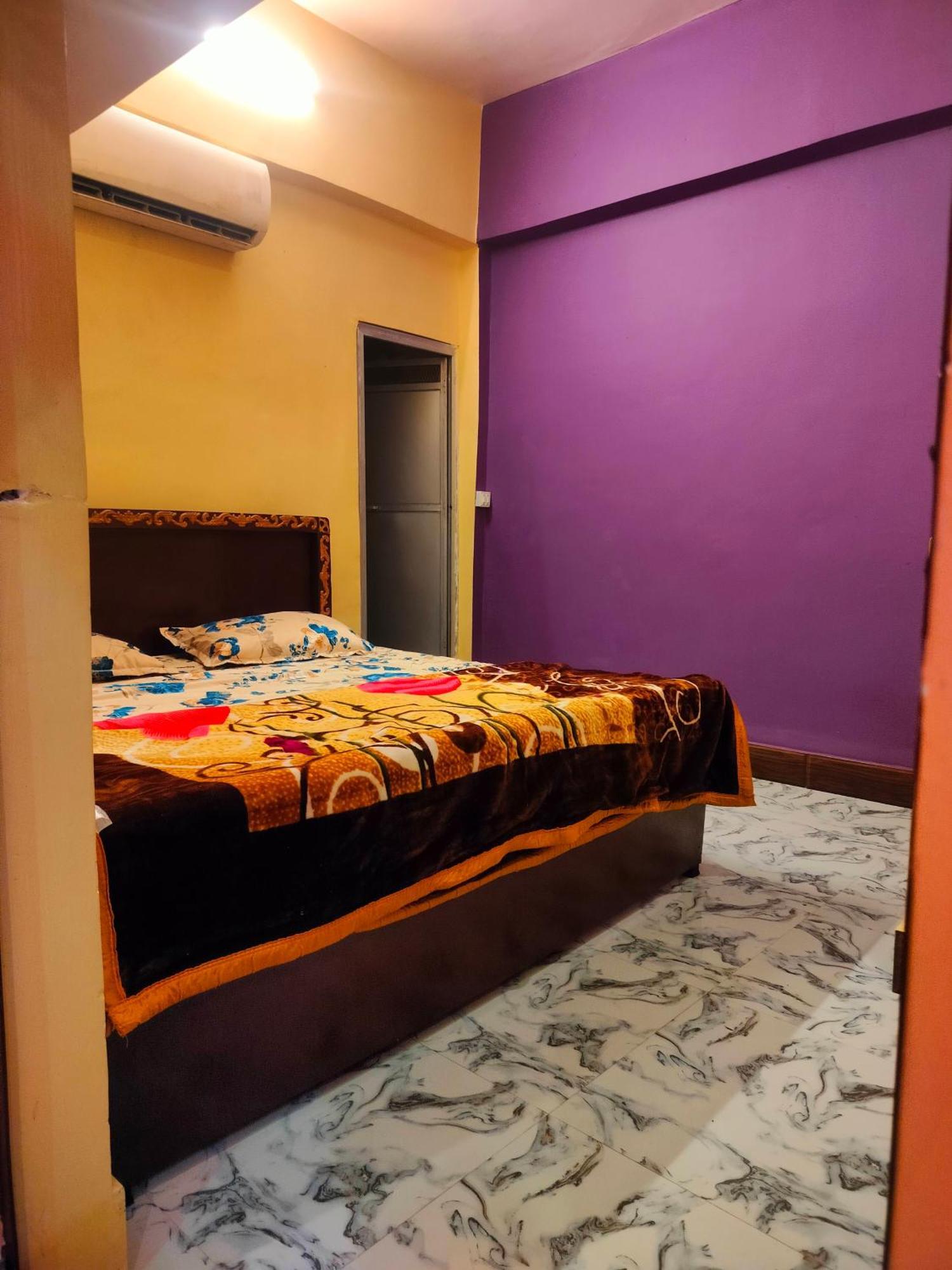 Hotel Aadi Shakti Bhawan Ayodhya Zewnętrze zdjęcie
